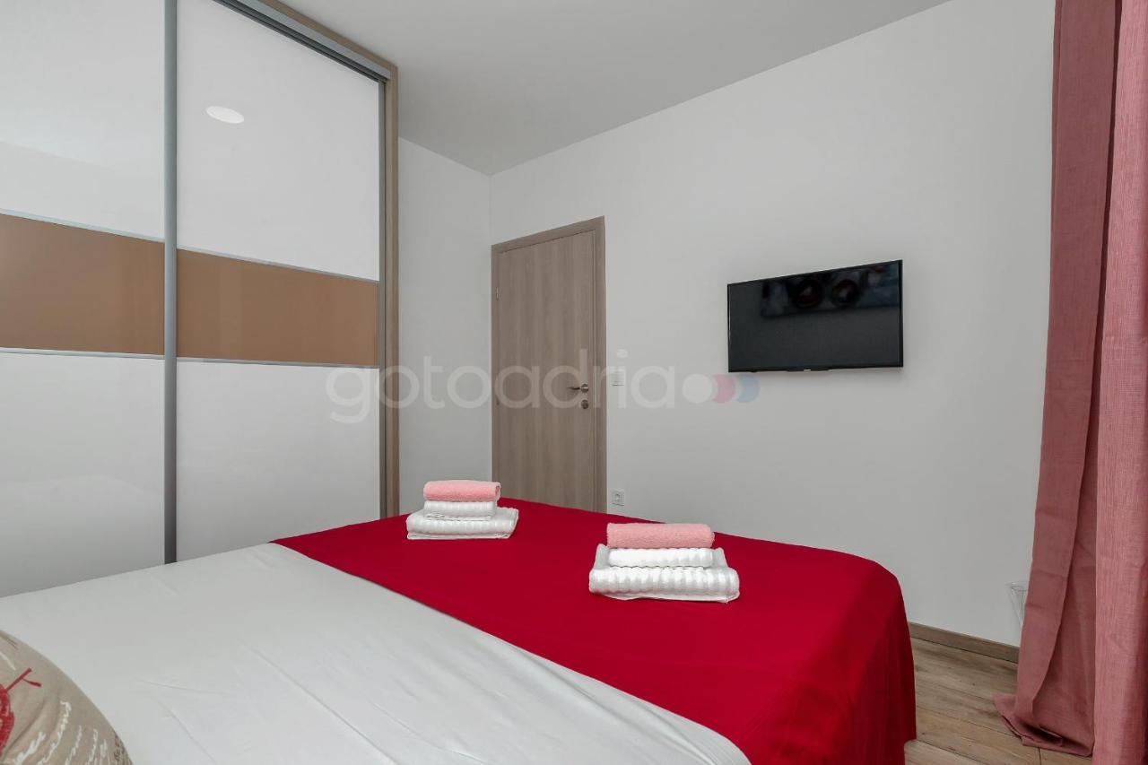 Luxury Apartment Poseidon - Free Beach Parking Makarska Exterior foto