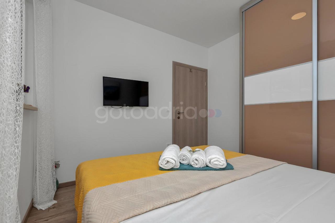 Luxury Apartment Poseidon - Free Beach Parking Makarska Exterior foto
